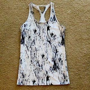 CALIA BY CARRIE UNDERWOOD Women's Medium Tank Top